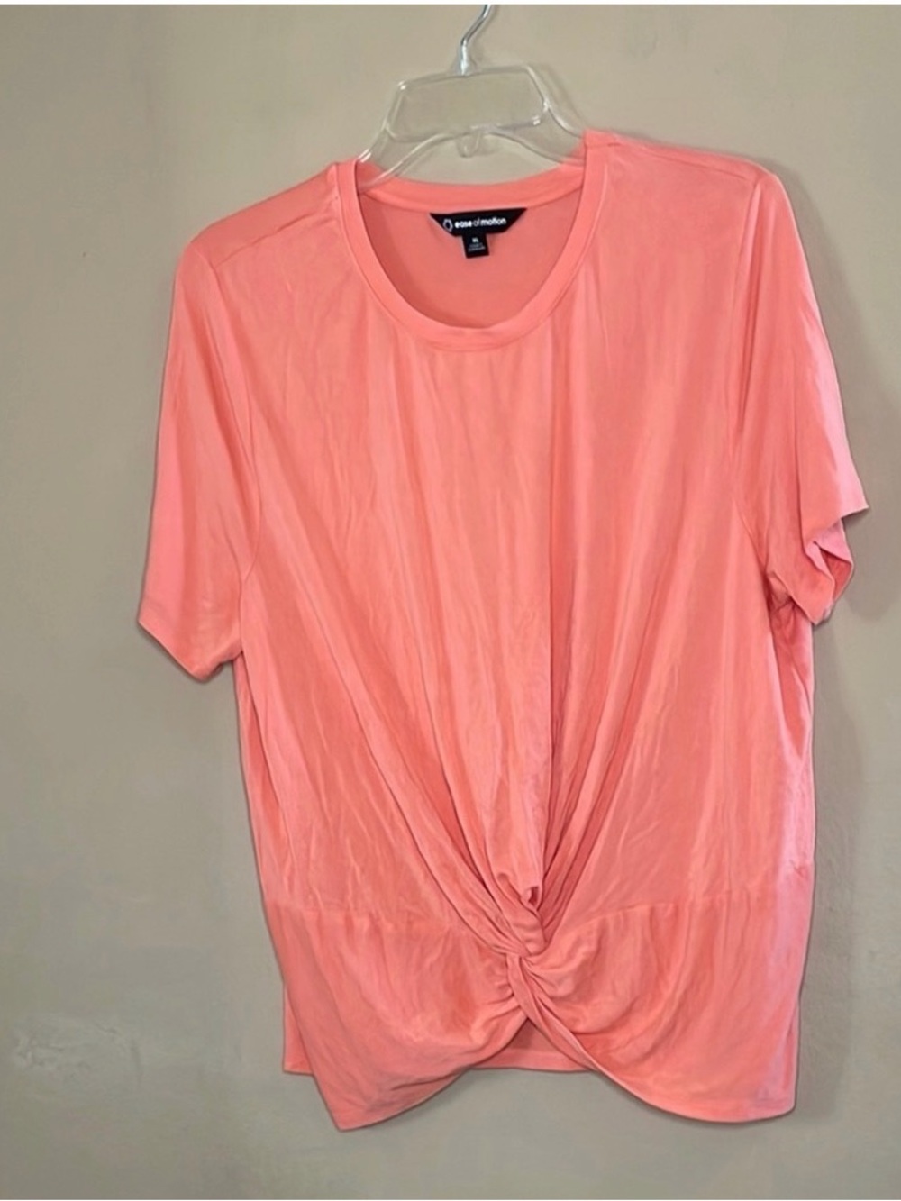 Ease of motion Peach Twist Front Tee SZ XL